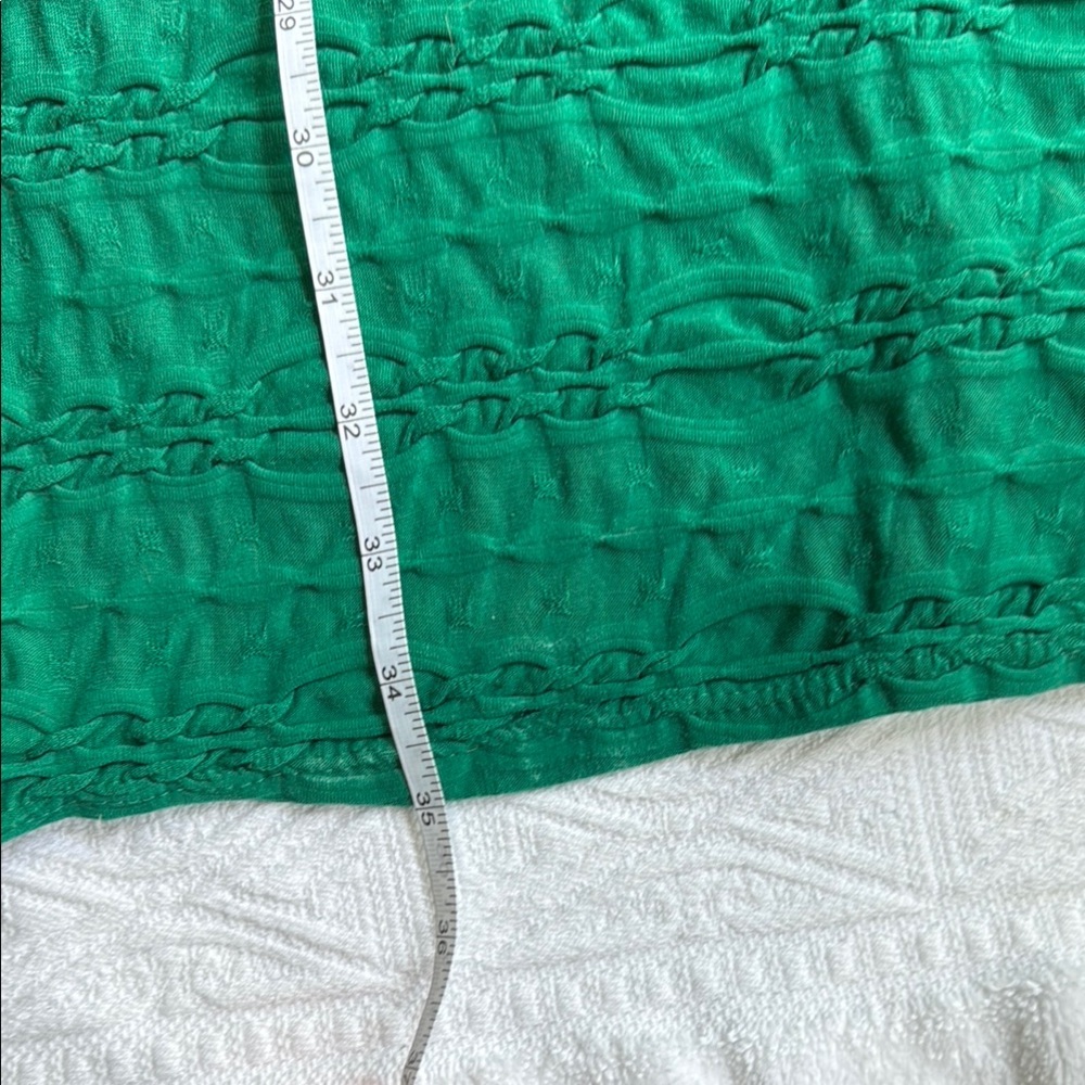 Green dress - Picture 3 of 5